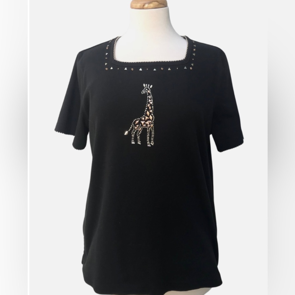 Alfred Dunner 90s Black Top With Metallic Giraffe Size L